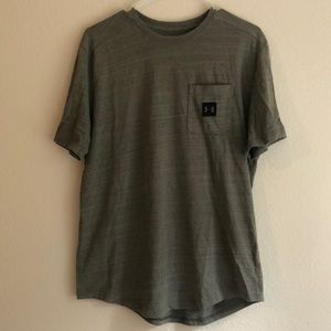Under Armour pocket T-shirt. Gray. Medium.
